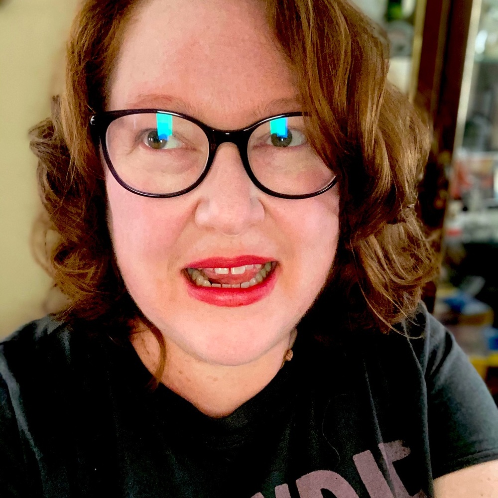 Meet your Posher, April